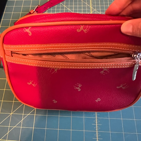 Petusco Crossbody Purse - Picture 5 of 8